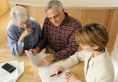 couple with financial consultant